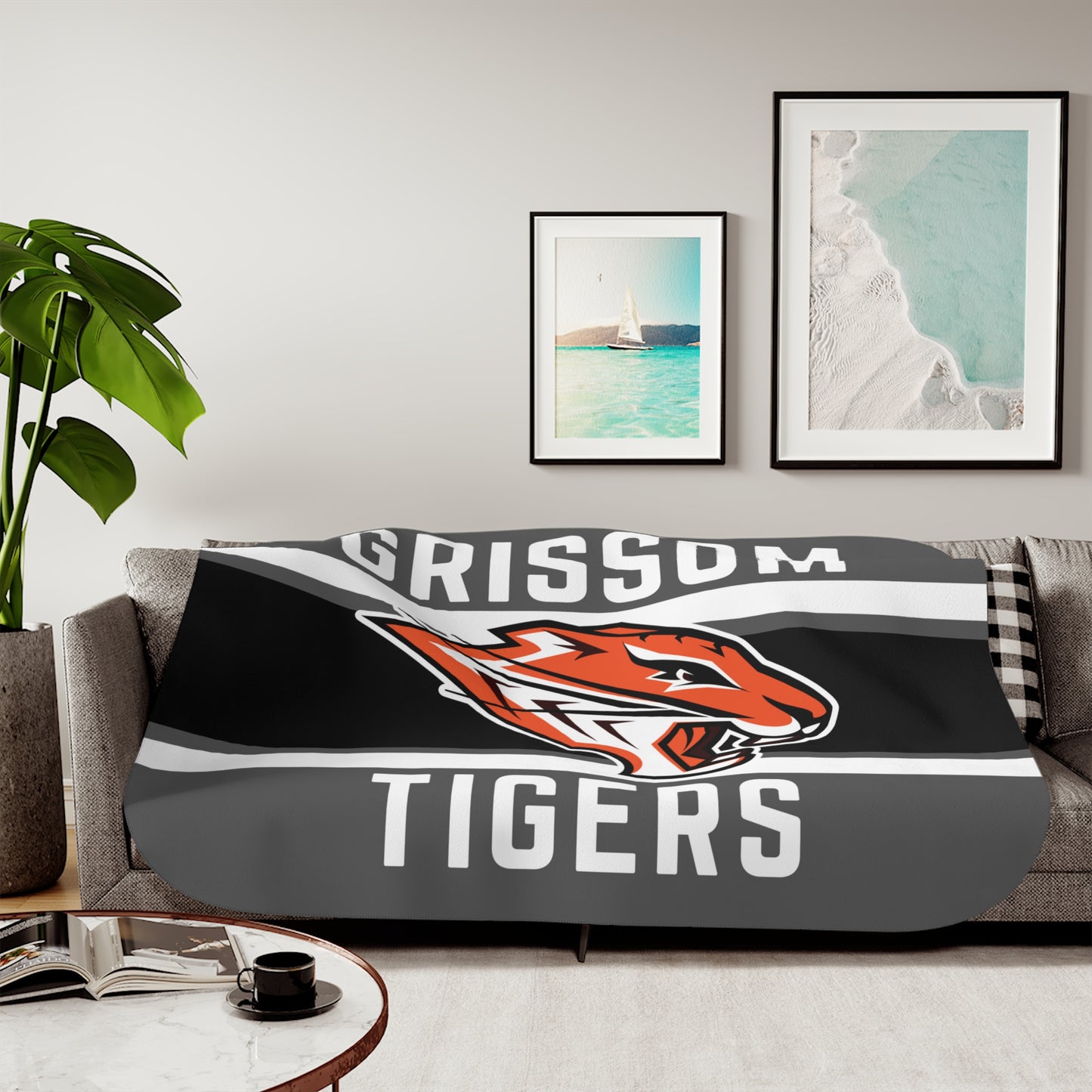 Grissom Tiger's Logo Gray Sherpa Blanket
